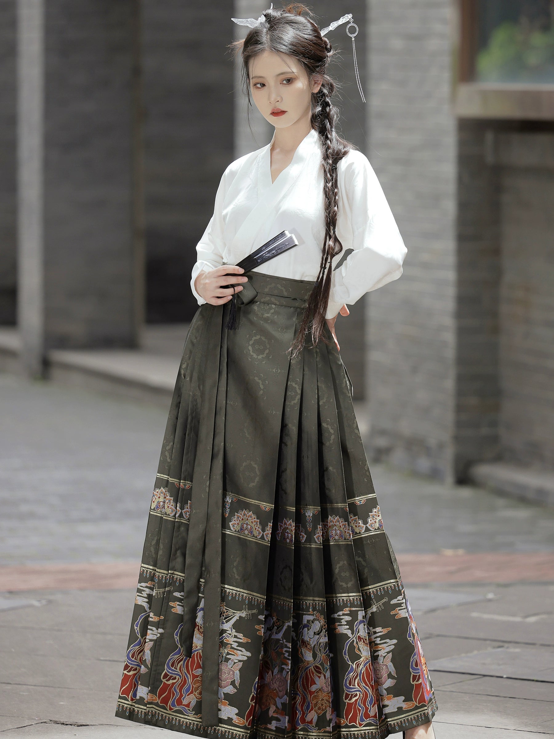 "赵昕冉" Ming-style Horse-face Hanfu Skirt