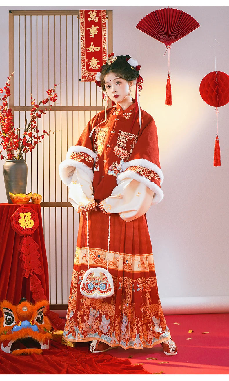 "龙宝送福"Ming-Dynasty Hanfu Set