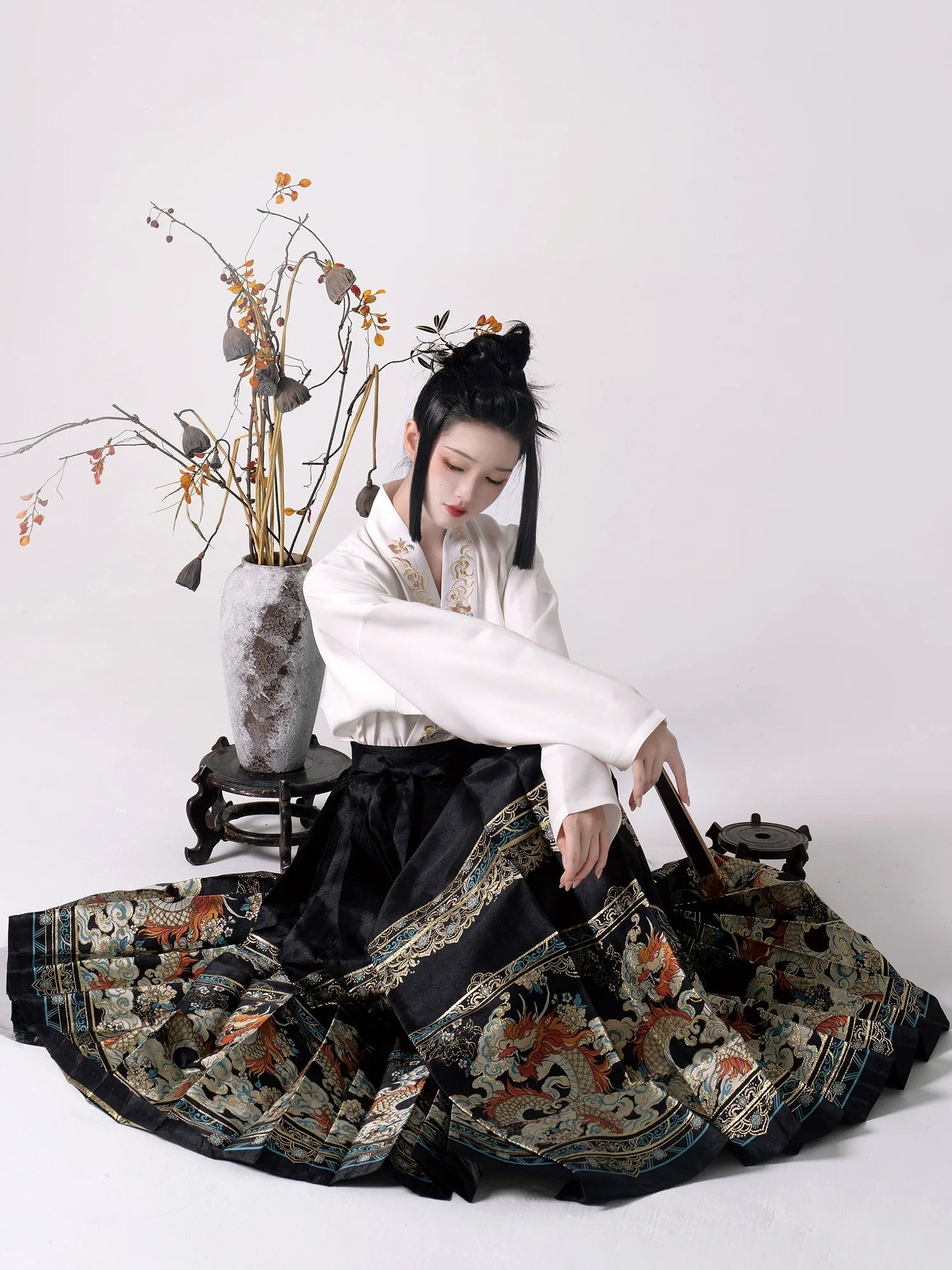 "游龙踏雪"Ming- Dynasty Hanfu Set