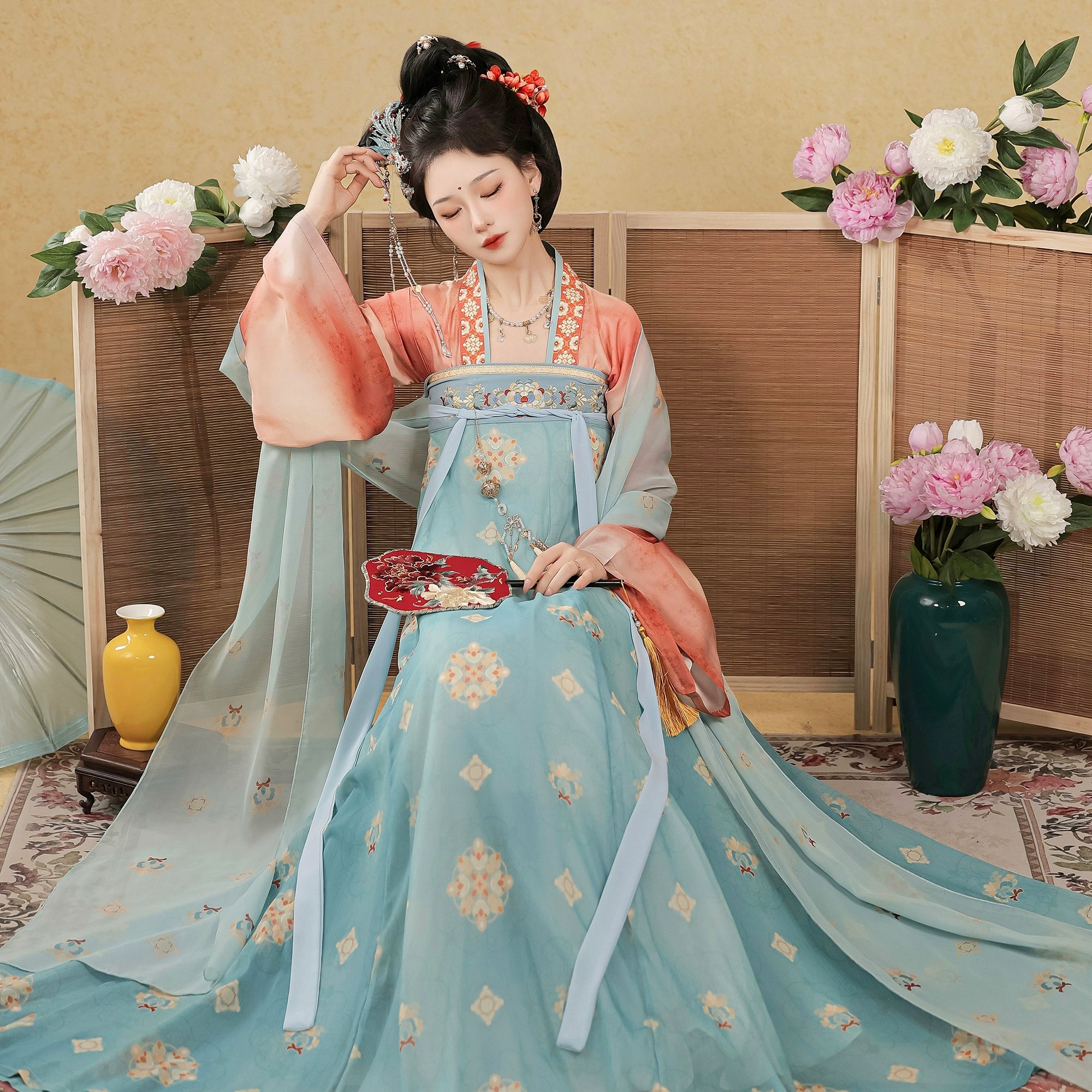 KINGDOM'S FINEST BLOOM TANG DYNASTY HANFU