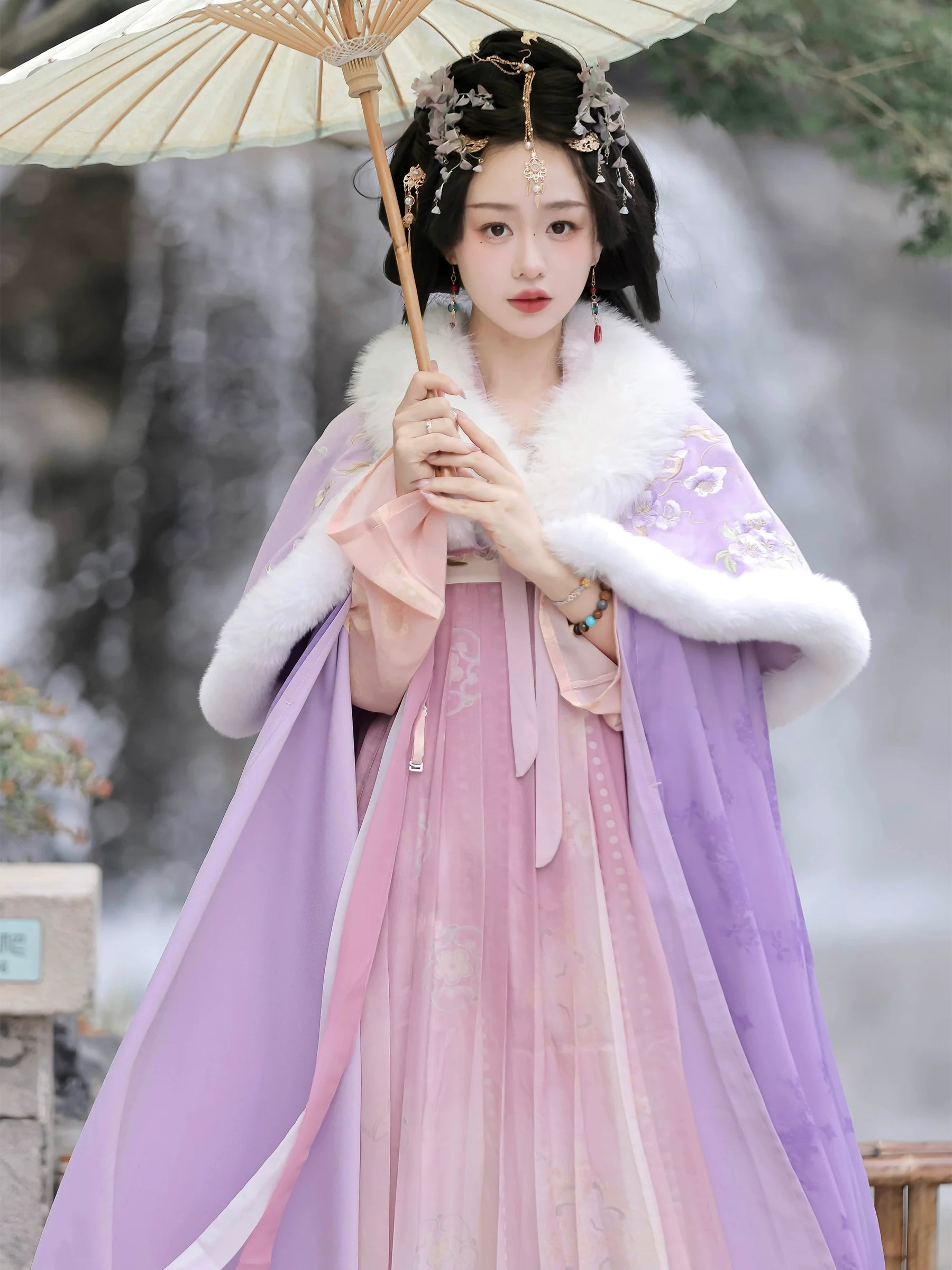 "花朝月"Ming- Dynasty Hanfu Set