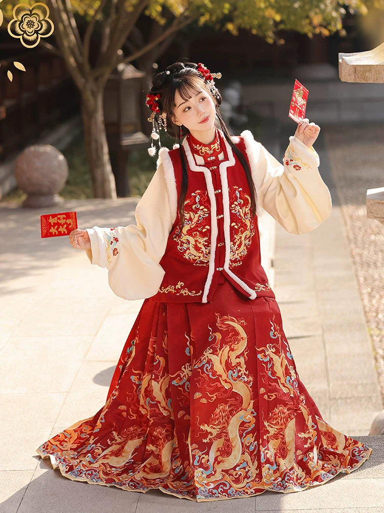 (Final Sale) "玉龙歌"Ming-Dynasty Hanfu Set