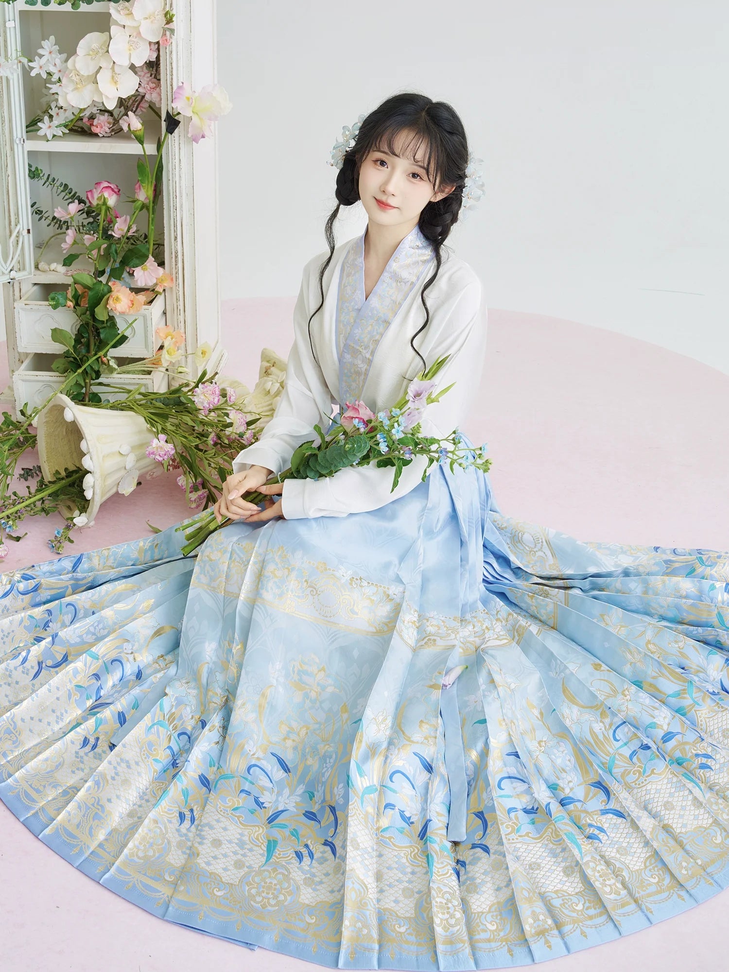 "鸢尾" Ming Dynasty Hanfu Set