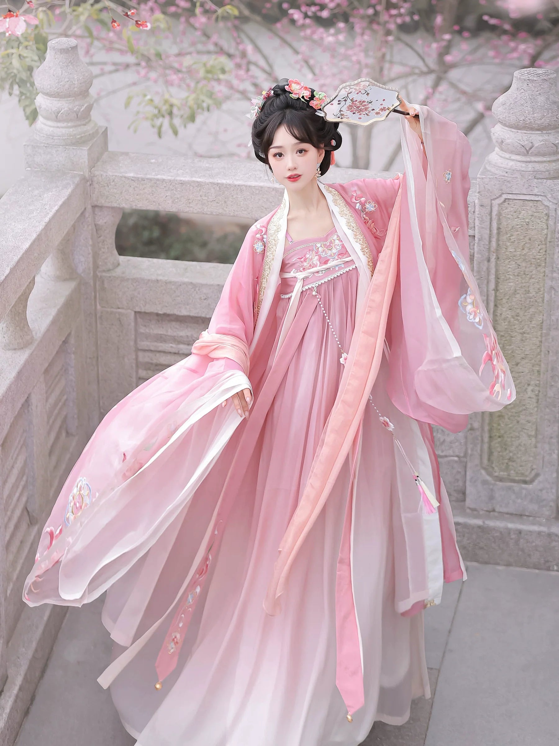 "远山芙蓉" Tang Dynasty Hanfu Set