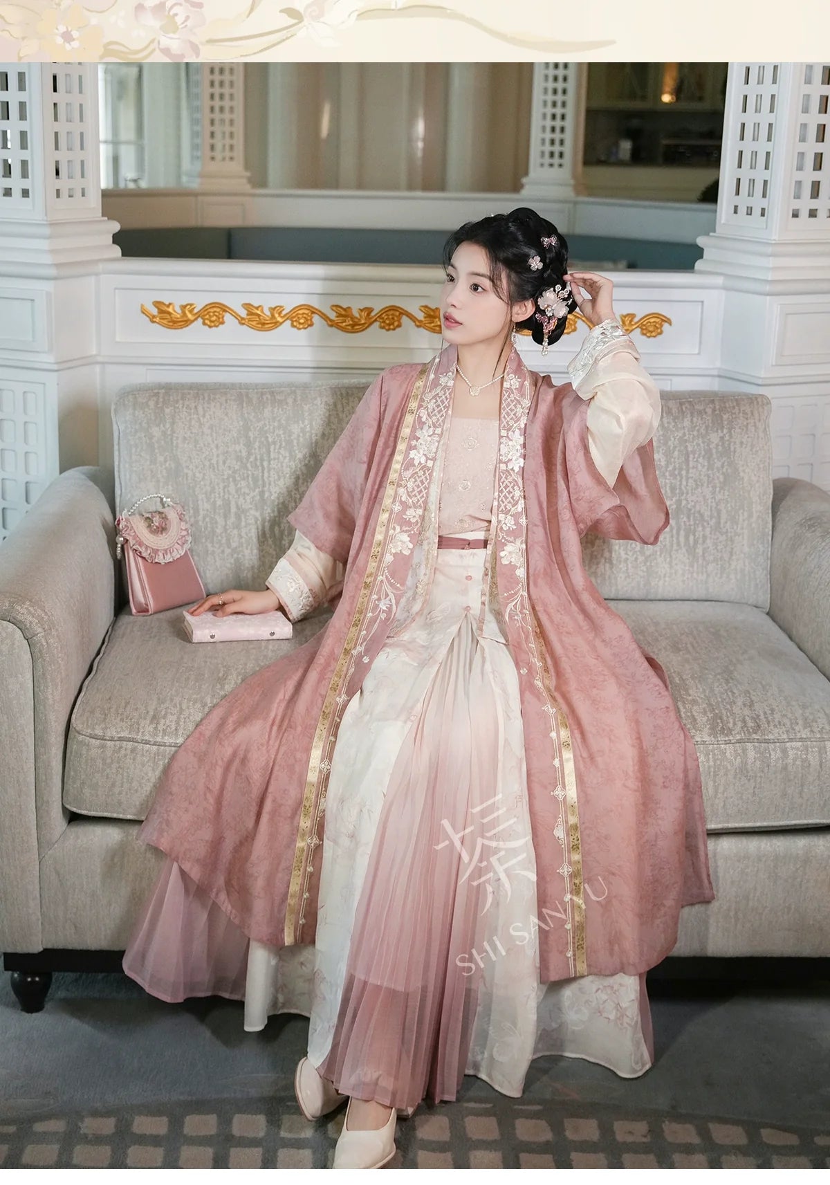 (Final Sale) "梅卿" Modern-style Hanfu Set