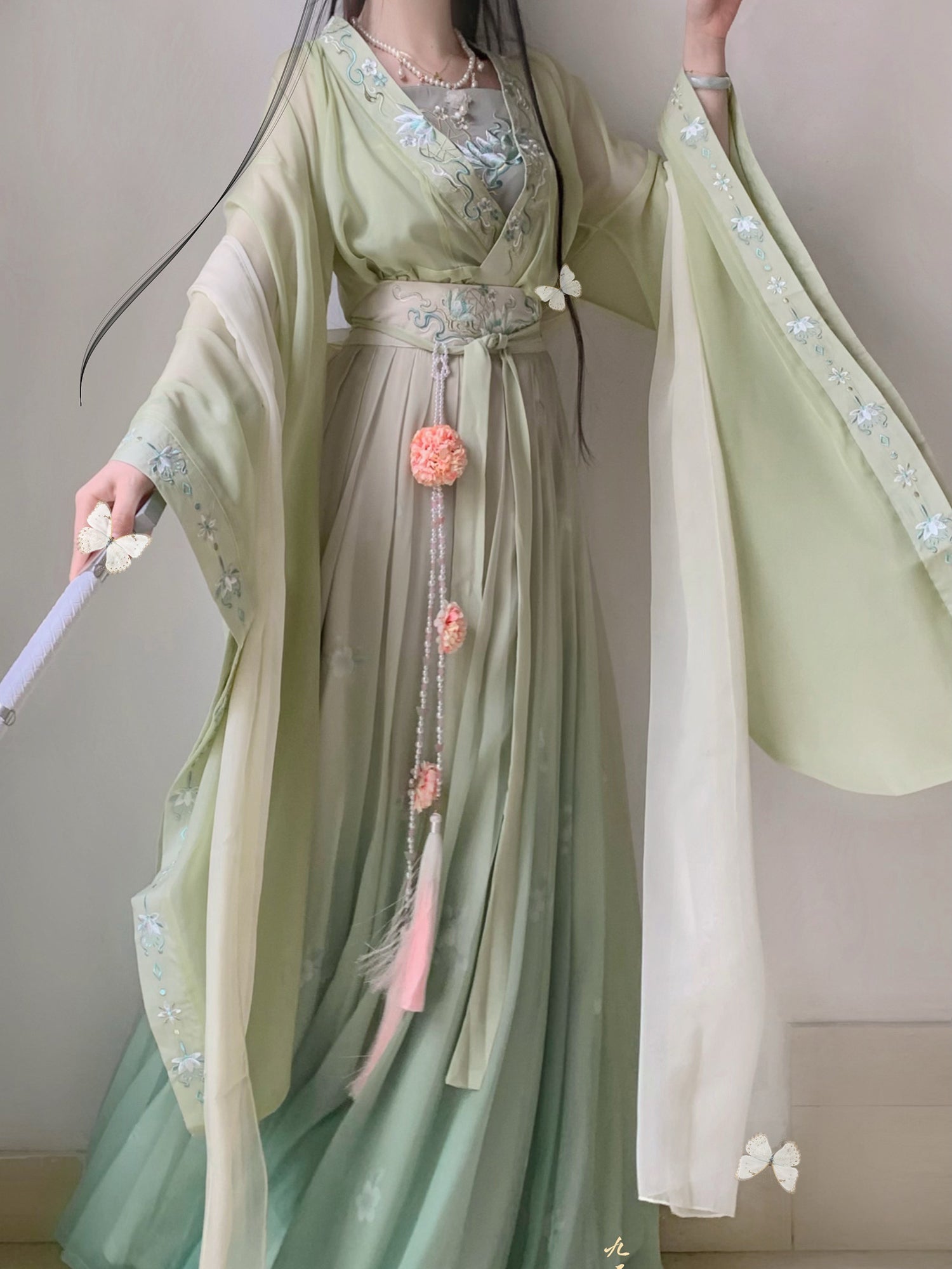 "爱莲说" Jin Dynasty Style Large Sleeves Hanfu