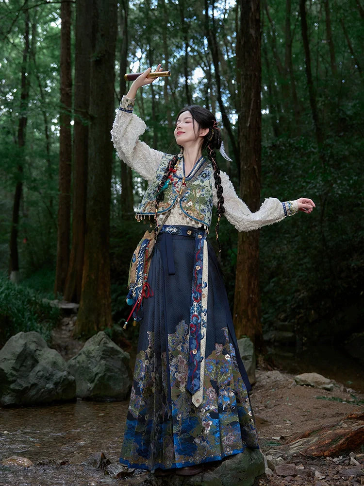 "蛇沼鬼城-盗墓笔记联名" Modern Hanfu Set