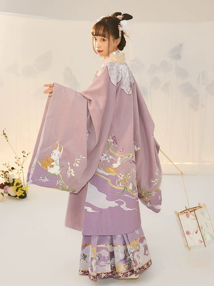 "玉兔少女" Modern-style Hanfu Pifeng