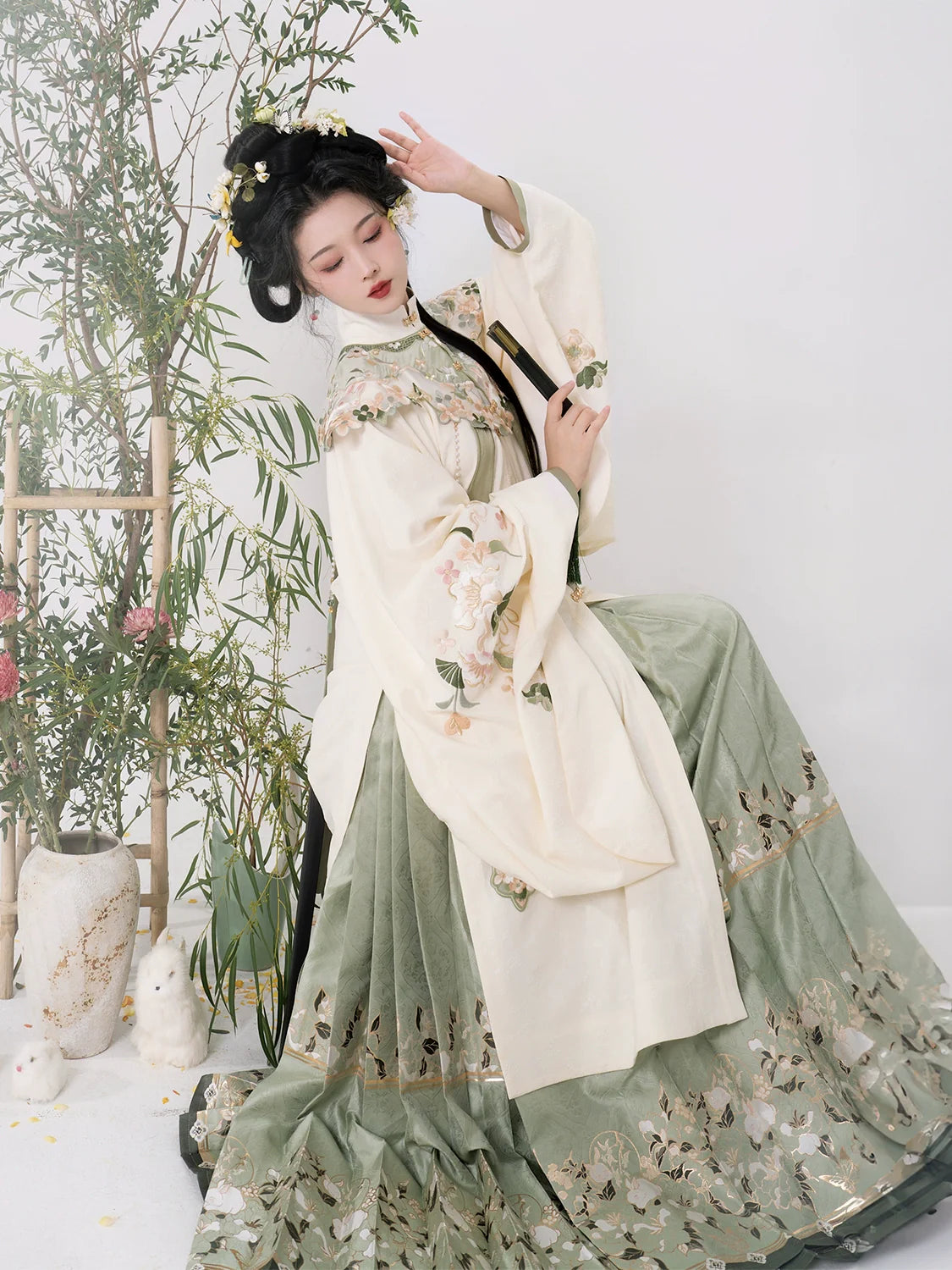 ”卯卯禾卿“ Ming-dynasty Hanfu Set