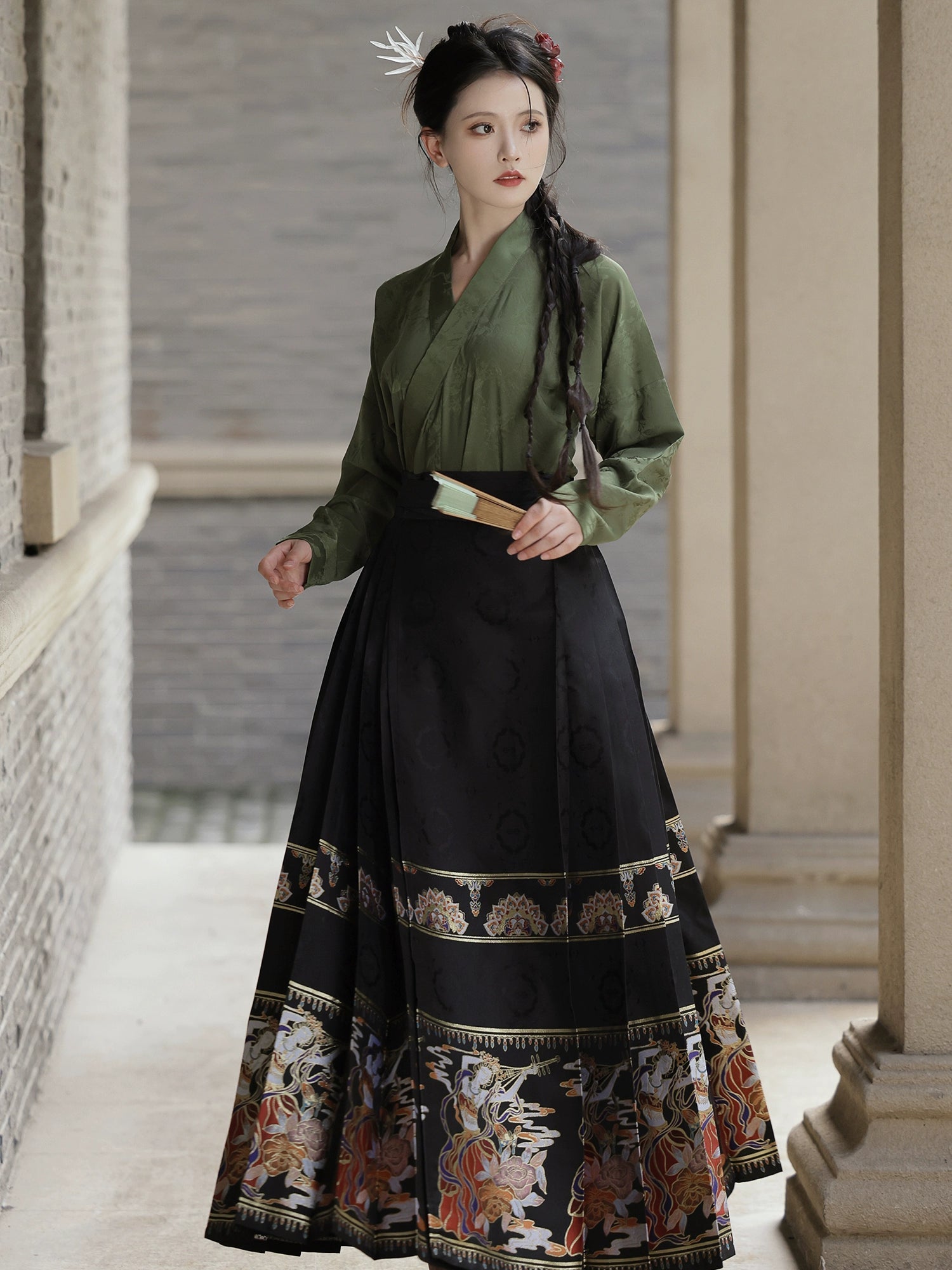 "赵昕冉" Ming-style Horse-face Hanfu Skirt