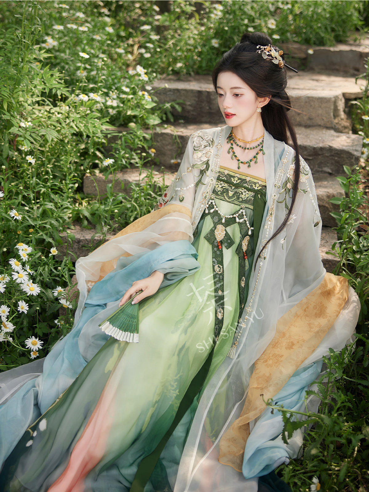 “飞天莲华”Modern-style Hanfu Set