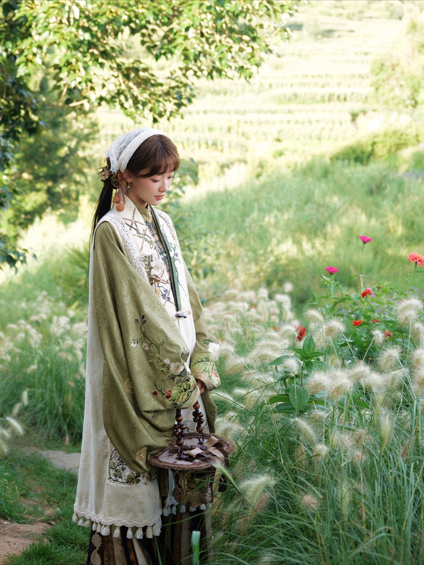 HEDGEROW IN THE FIELD SONG DYNASTY HANFU