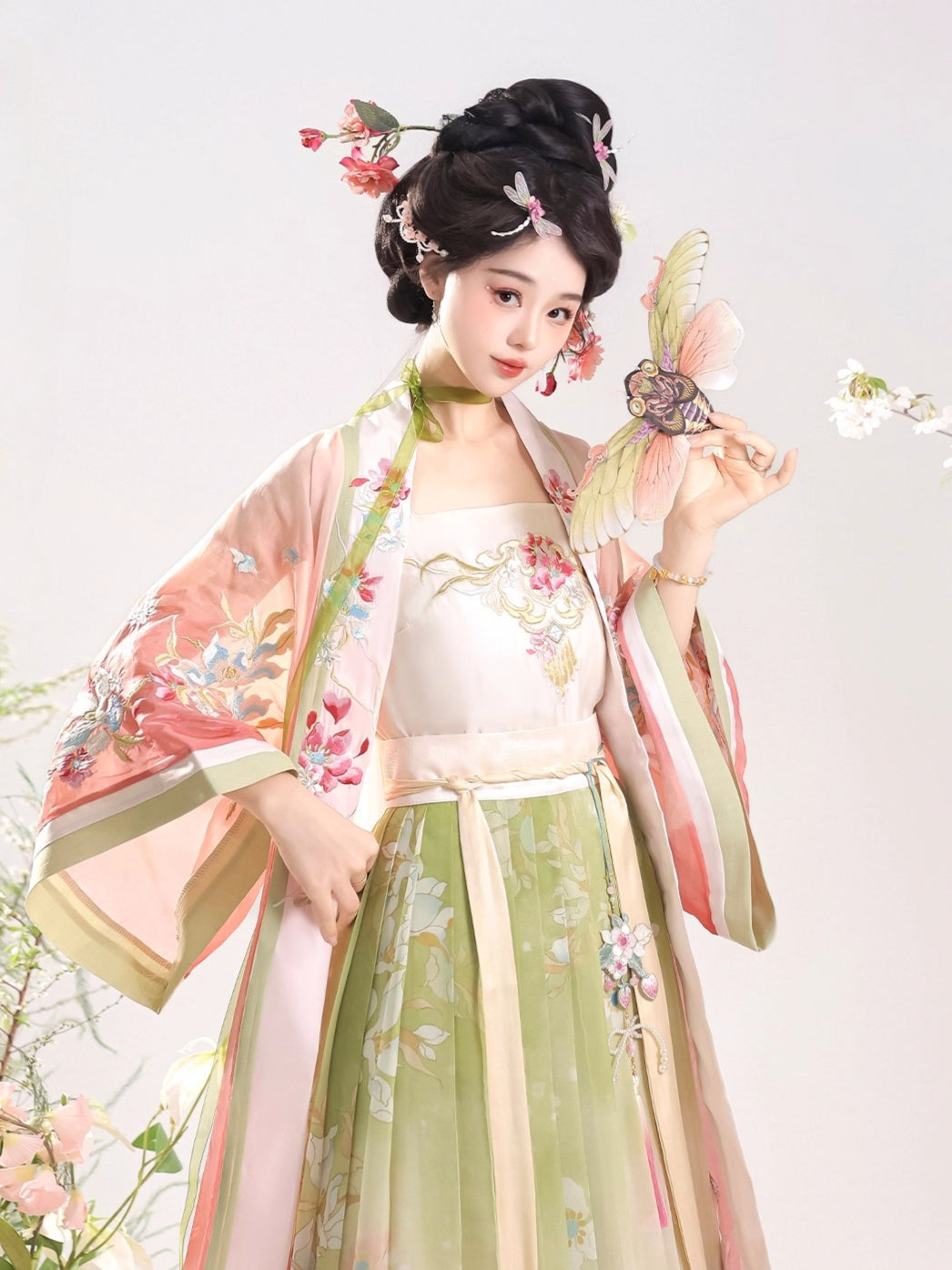 VERNAL SPRIGS SONG DYNASTY HANFU