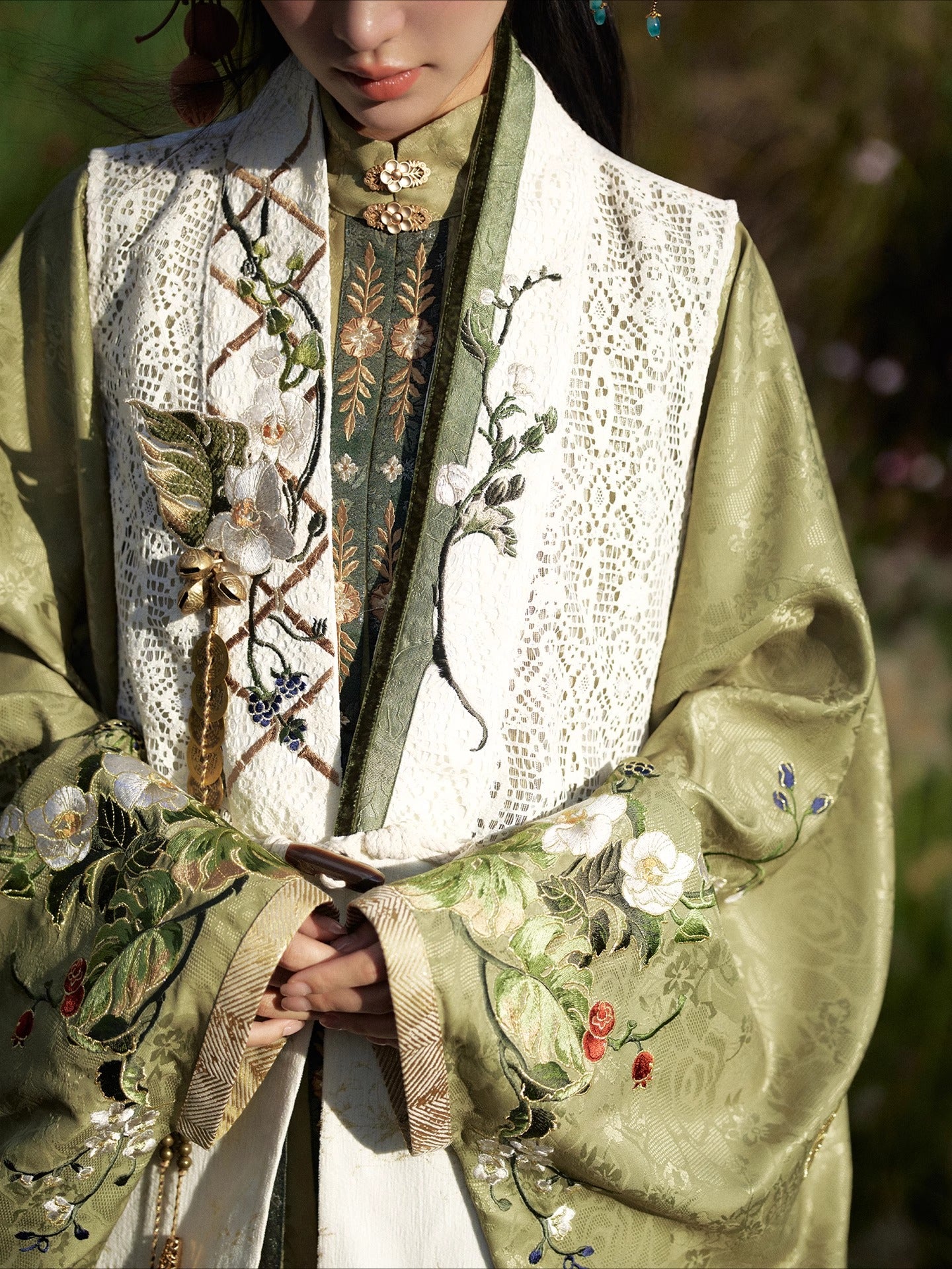 HEDGEROW IN THE FIELD SONG DYNASTY HANFU