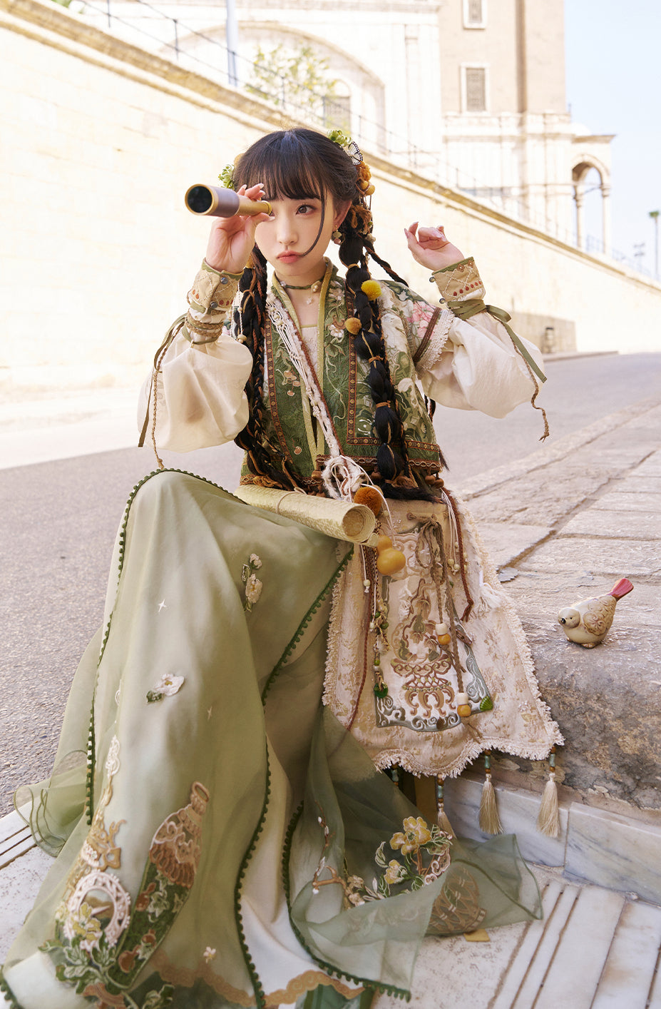 "香料贩梦者" Embroidered Hanfu Set