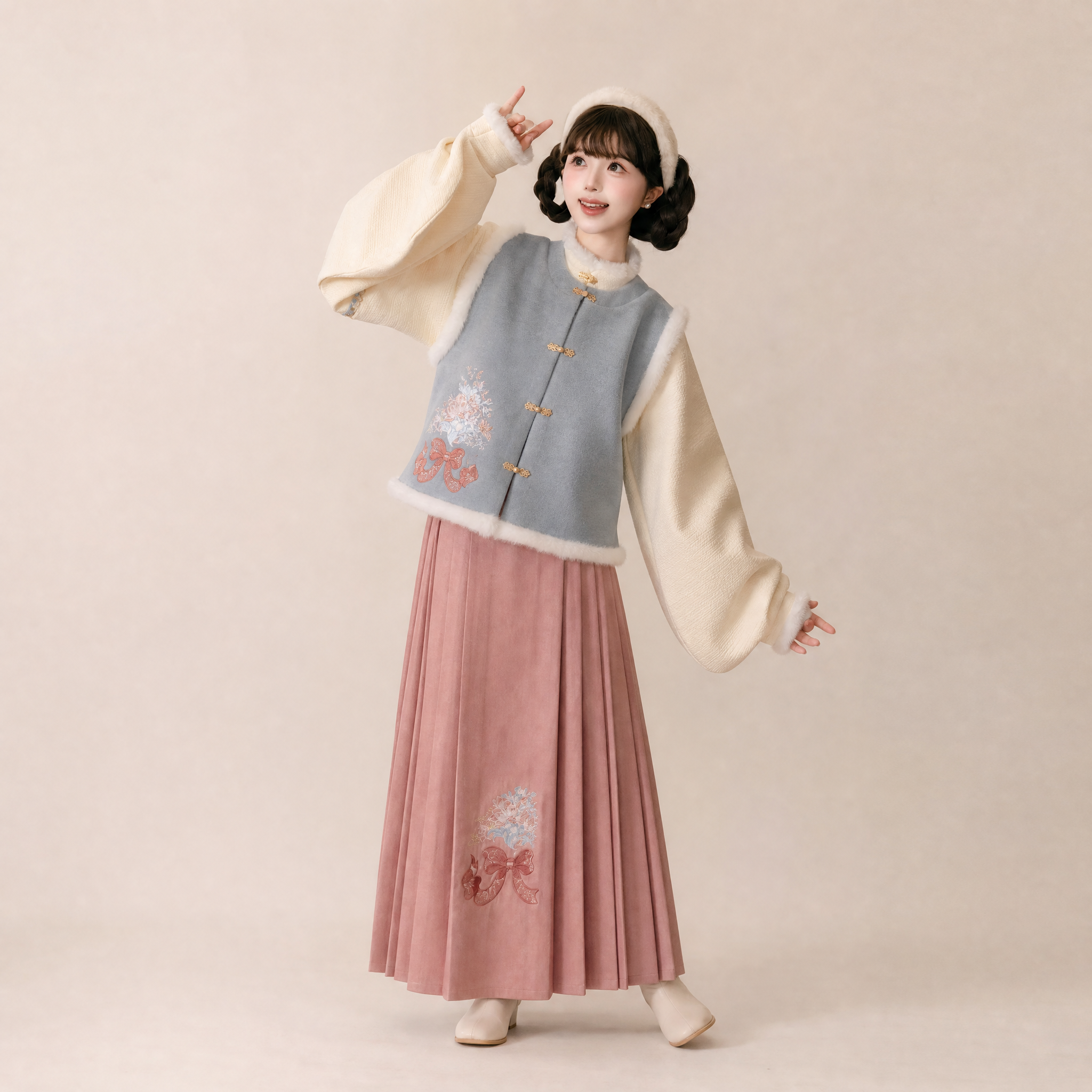 御冬心事 Winter Charm Hanfu Set
