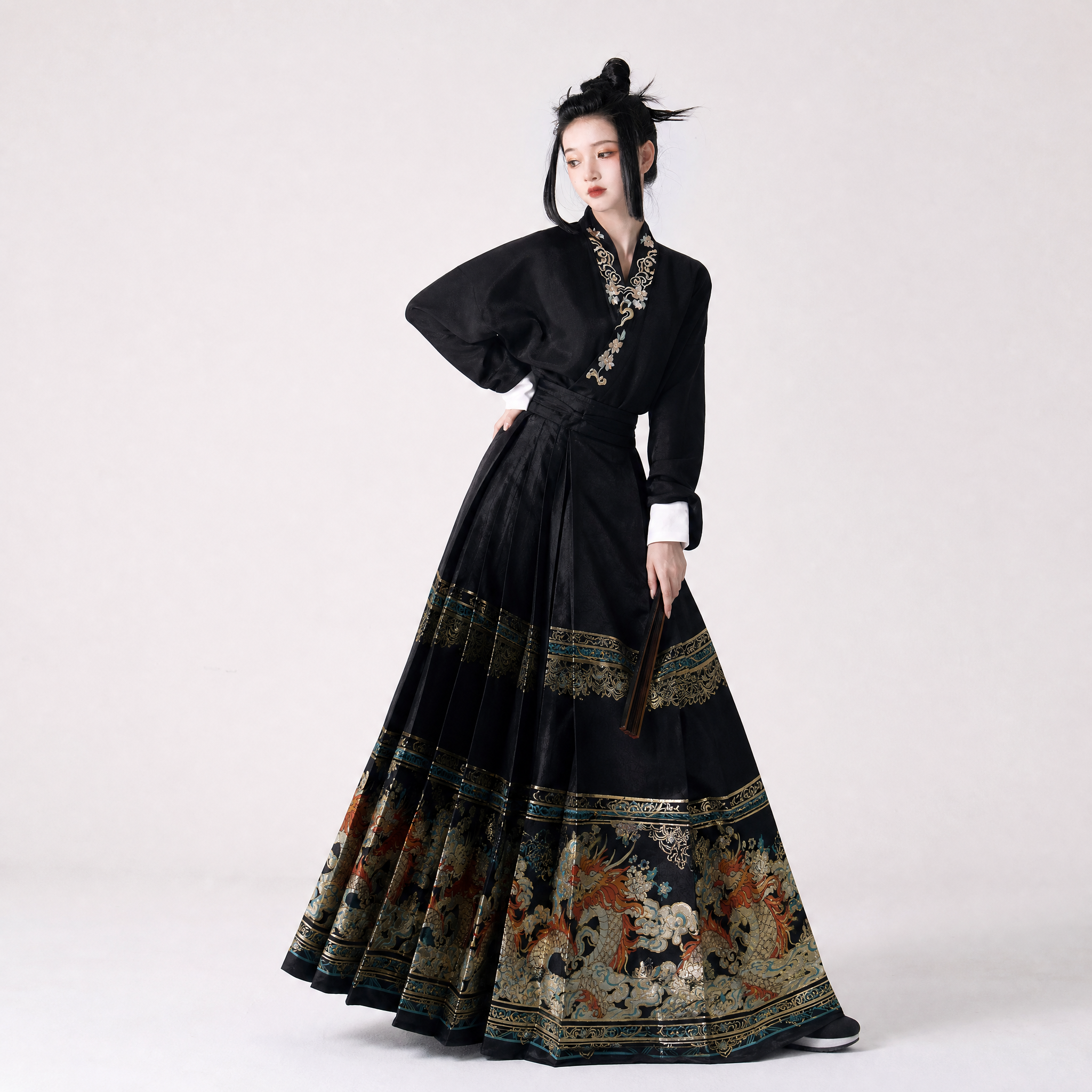 游龙踏雪 Brocade Mamian Skirt Set