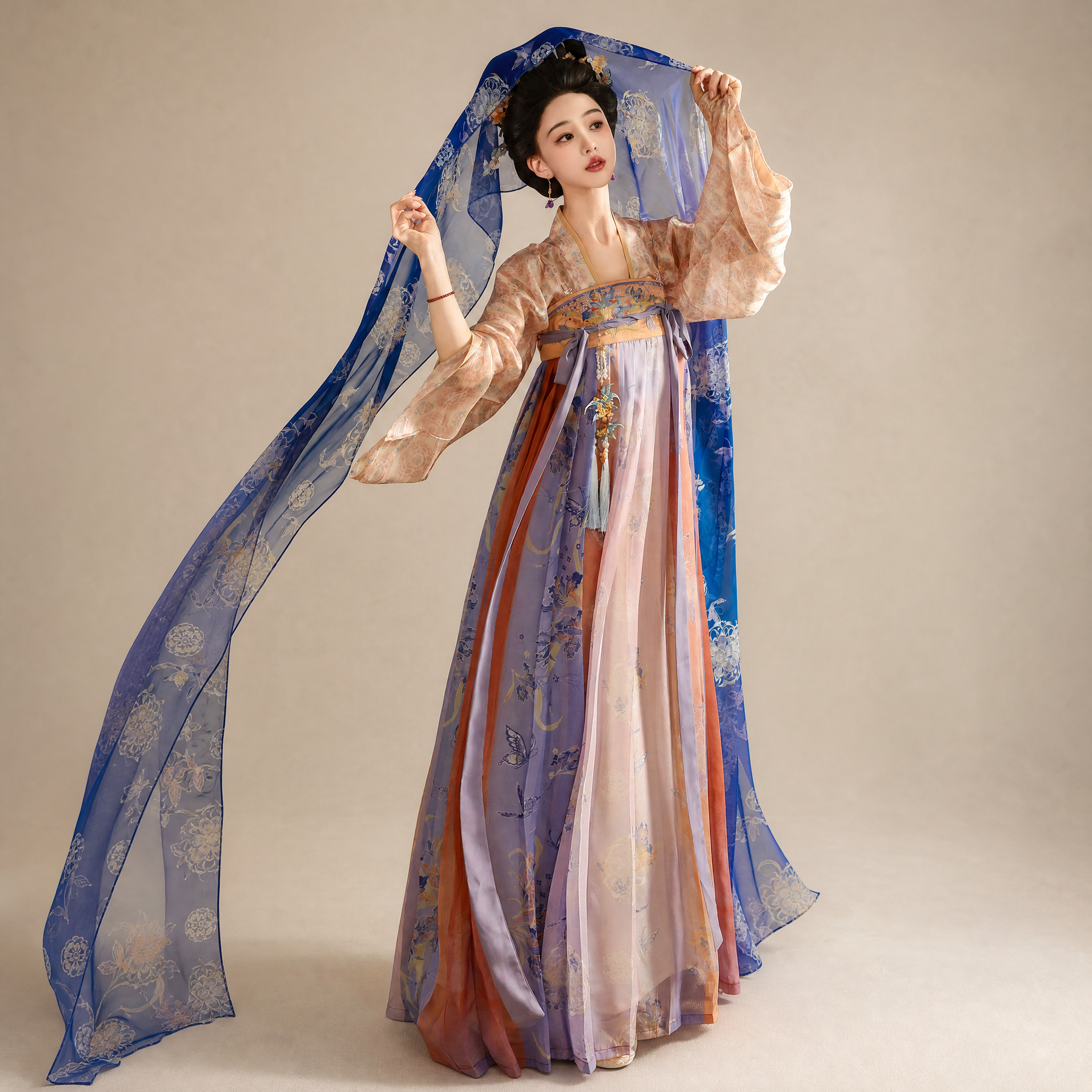 盛唐绮梦 Suru Huashang Tang-Style Brocade Set